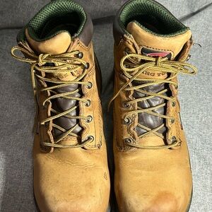 Sturdy Tan and Brown Men's Boots